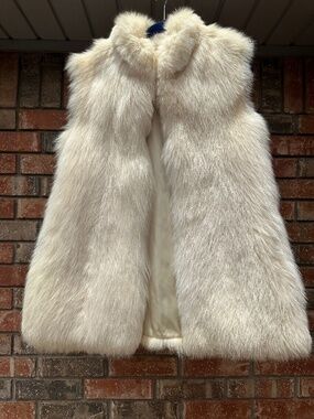 Arctic Fox Fur Vest